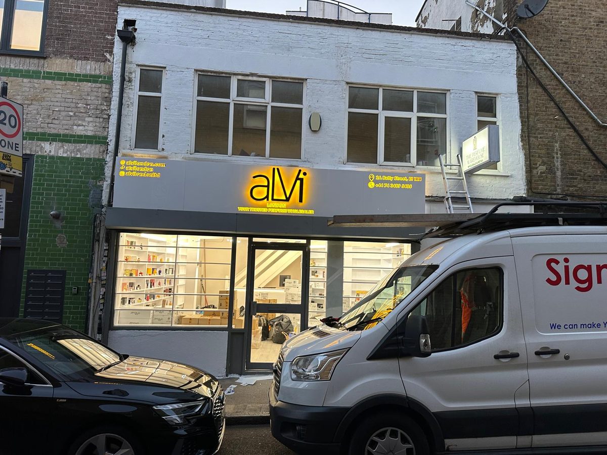 Alvi London shopfront sign made and fitted by Sign & Print