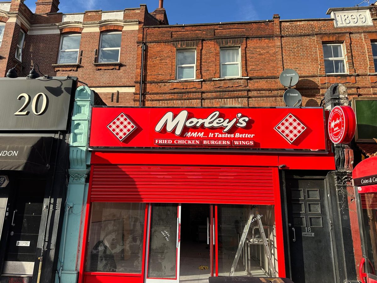 Morley's shopfront sign made and fitted by Sign & Print